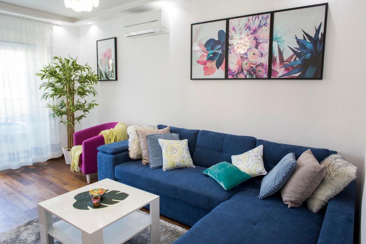 Tina Apartma