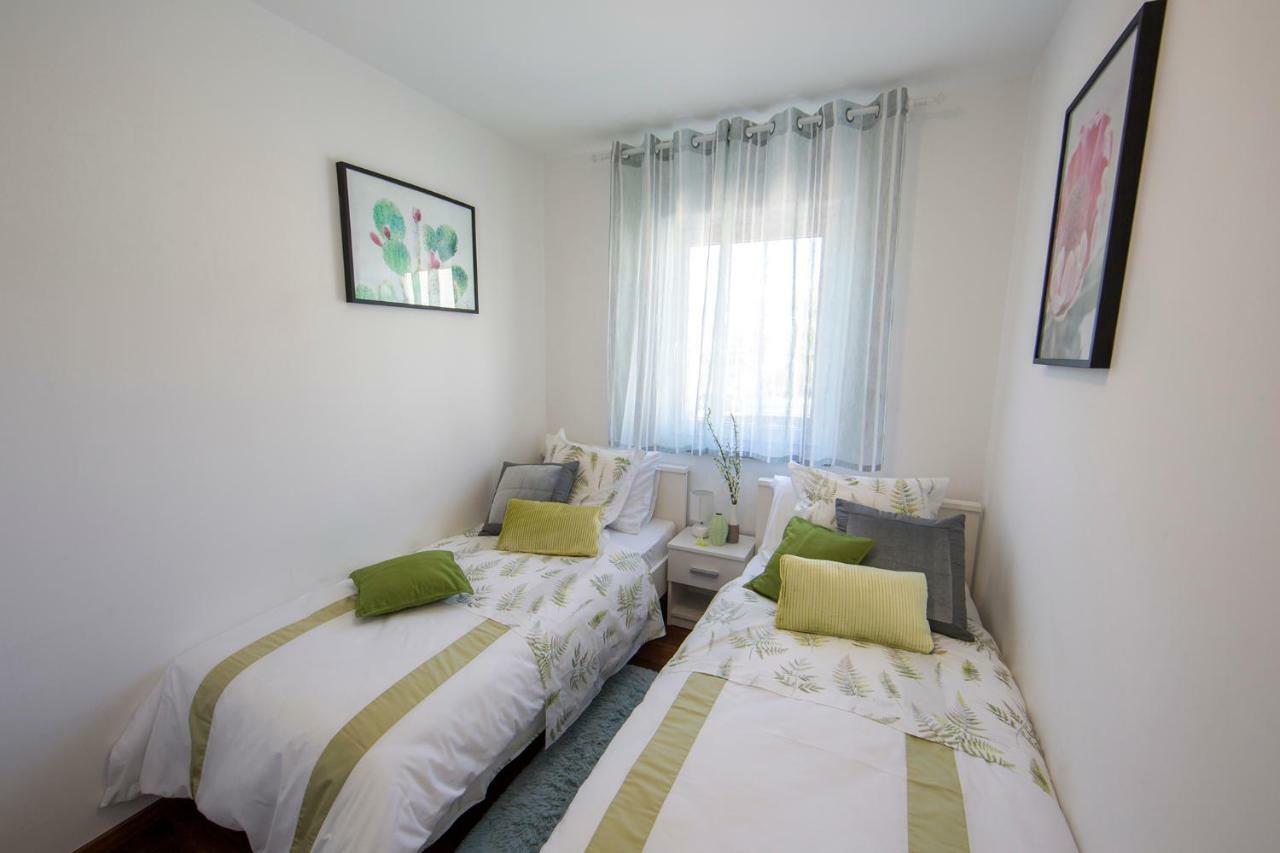 Apartma Tina *